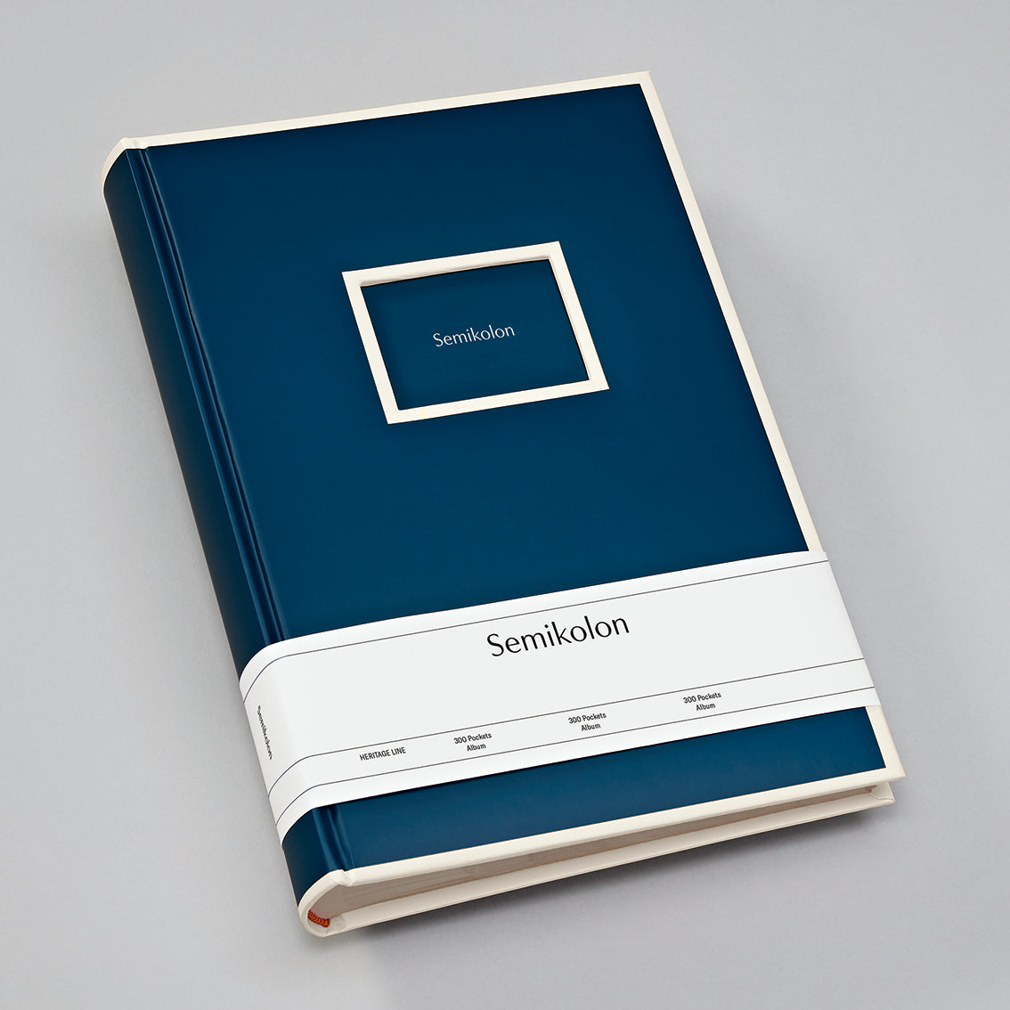 Photo Album with 300 Pockets