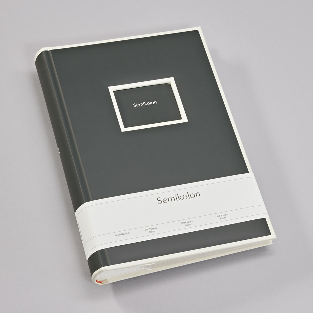 Photo Album with 300 Pockets
